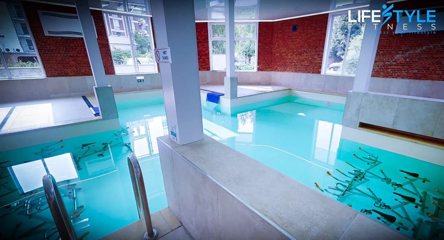 Life Style Fitness Leuven – Espace bien-être, piscine chauffée et cours collectifs personnalisés
